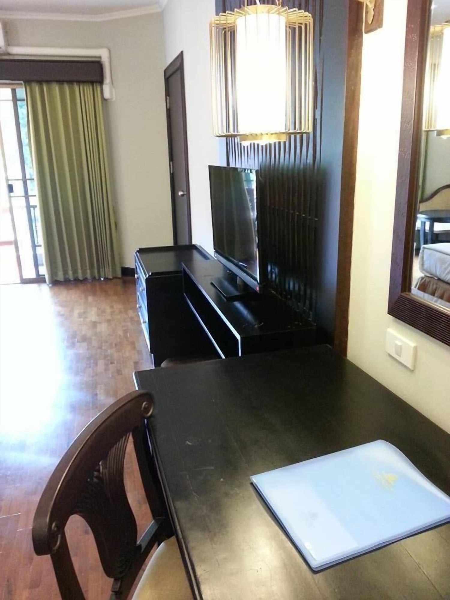 Suan Bua Hotel & Resort Ban Pong  Εξωτερικό φωτογραφία